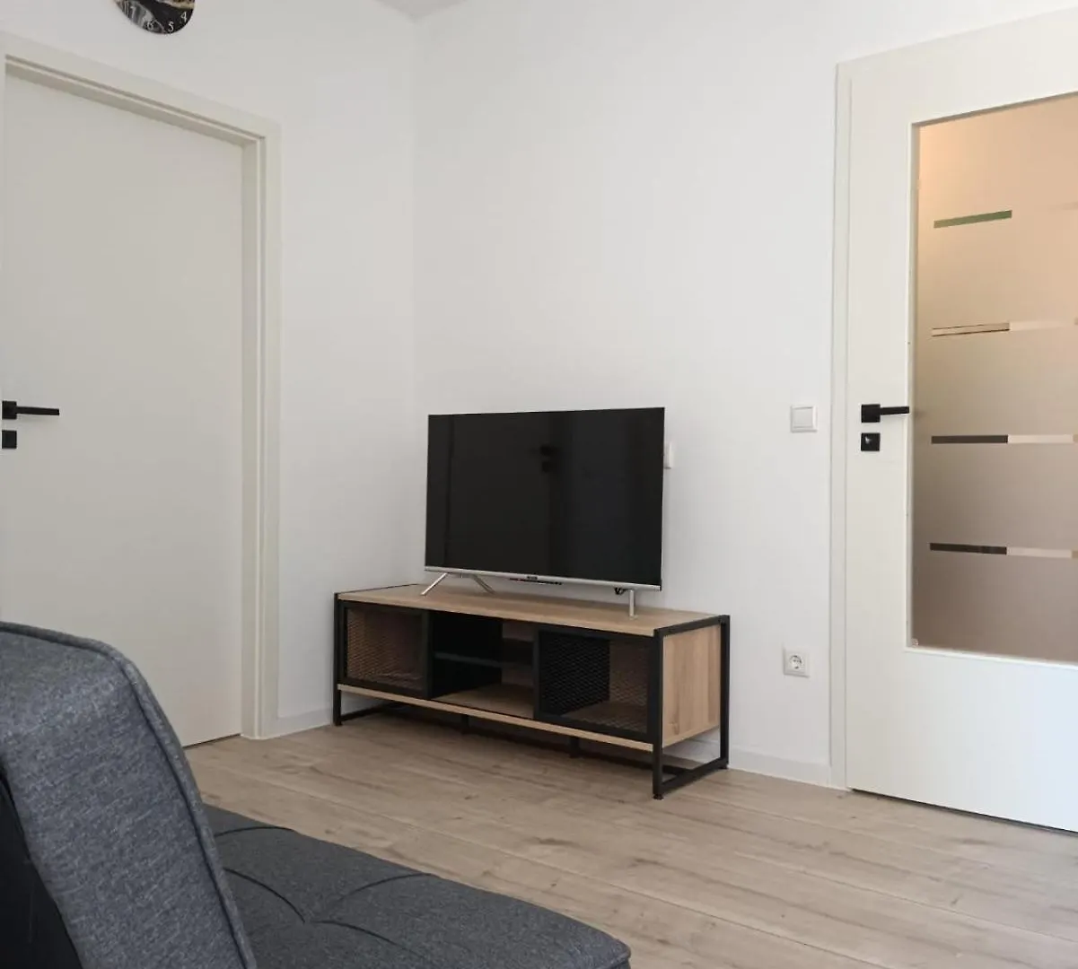 Ferienwohnung Enzian - Naehe Kapellplatz - Oeffentlicher Parkplatz - Aufzug Altötting